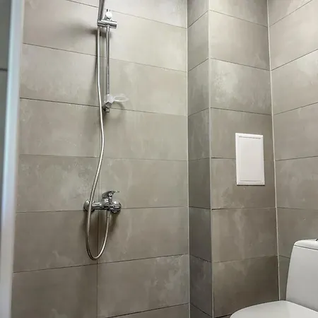 Daire 1br With A Designated Workspace, Free Street Parking And Free Gym Pass