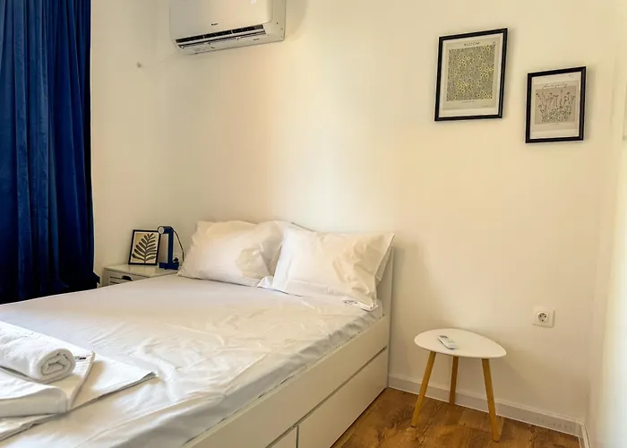Apartment 1br With A Designated Workspace, Free Street Parking And Free Gym Pass *
