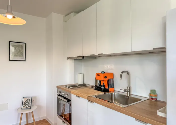 Appartement 1br With A Designated Workspace, Free Street Parking And Free Gym Pass