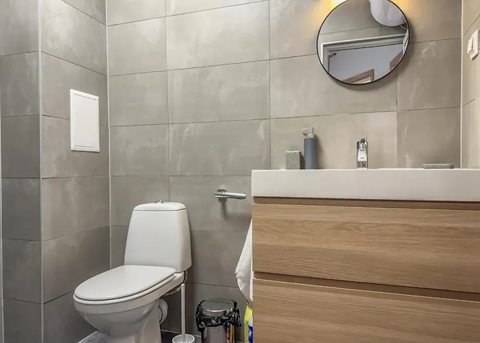 1br With A Designated Workspace, Free Street Parking And Free Gym Pass Apartment Plovdiv